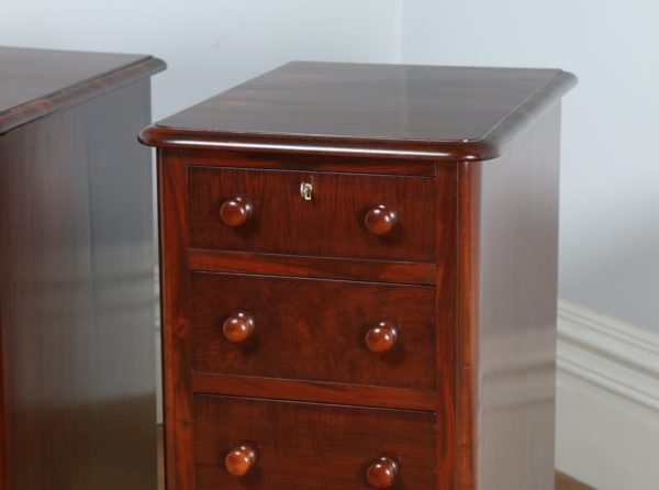 Pair of Antique Victorian Flame Mahogany Bedside Chests (Circa 1860)