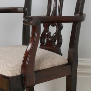Antique Set of 8 Georgian Chippendale Style Carved Mahogany Dining Chairs (Circa 1880)