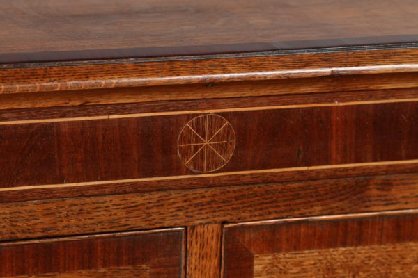 Antique English Georgian Oak & Mahogany Inlaid Chest of Drawers (Circa 1800)