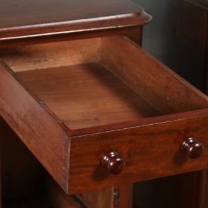 Pair of Antique English Victorian Flame Mahogany Bedside Cupboards (Circa 1870) - yolagray.com