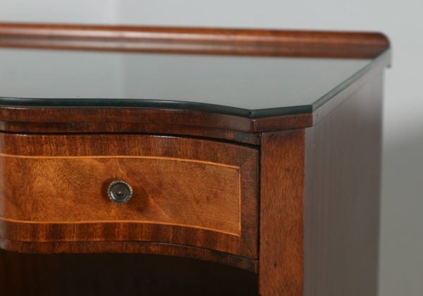 Pair of Georgian Regency Style Mahogany & Glass Serpentine Bedside Cabinets (Circa 1970)- yolagray.com