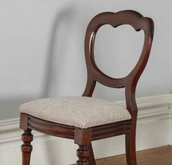 Antique English Set of 12 Victorian Mahogany Crown Back Dining Chairs (Circa 1870) - yolagray.com