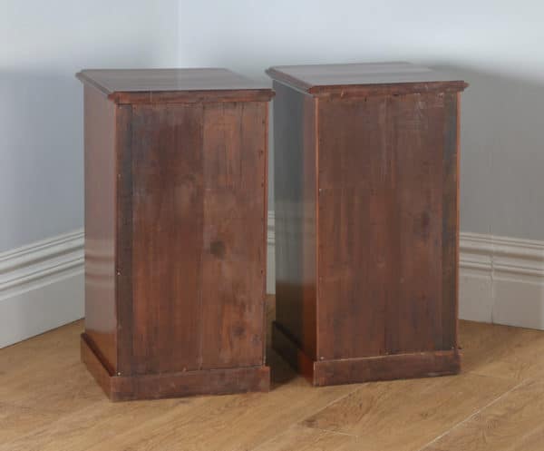 Antique Pair of English Victorian Figured Mahogany Bedside Chests (Circa 1860) - yolagray.com