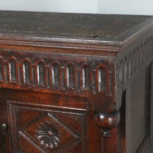 Antique English Charles II Oak Court / Press / Housekeepers Cupboard (Circa 1680) - yolagray.com