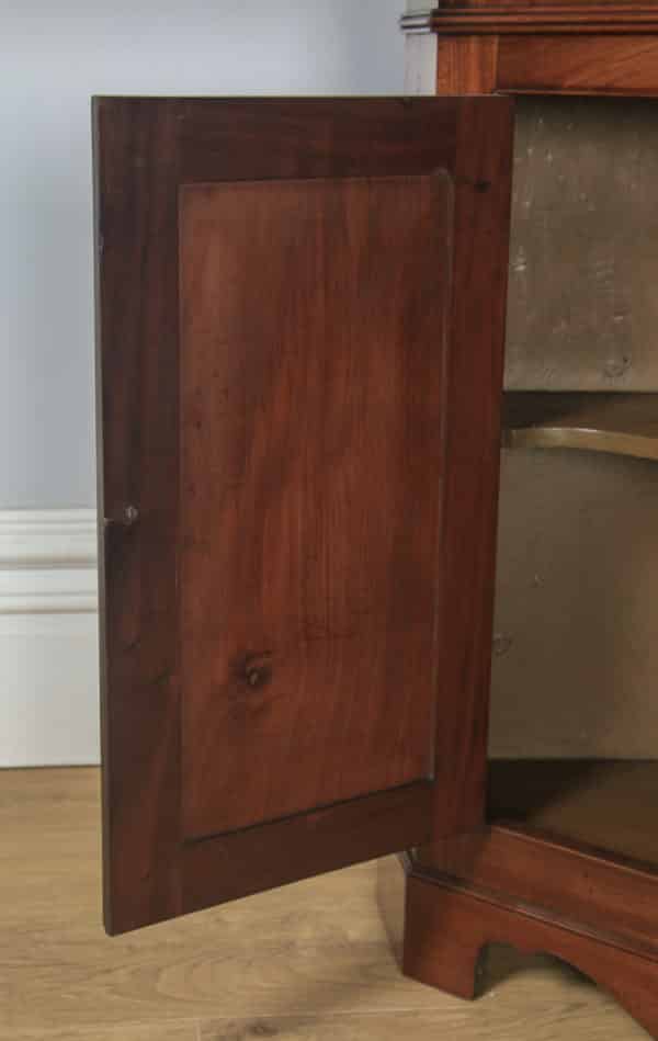 Antique English Georgian Mahogany Floor Standing Double Corner Cupboard (Circa 1800) - yolagray.com