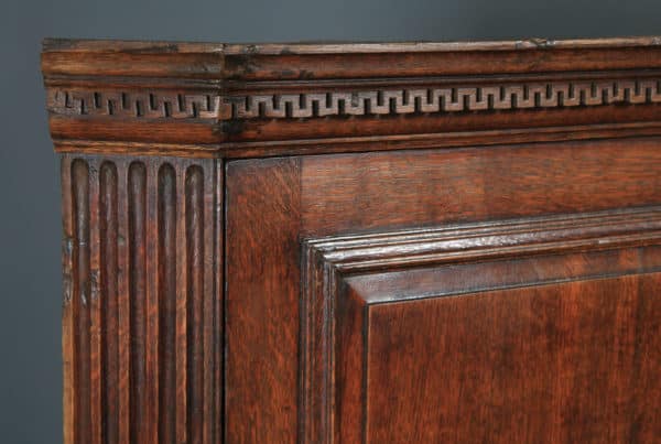Antique English Georgian Oak Wall Hanging Corner Cupboard / Cabinet (Circa 1780) - yolagray.com