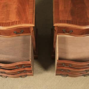 Pair of English Georgian Style Flame Mahogany Serpentine Bedside Chest of Drawers Tables / Nightstands (Circa 1980) - yolagray.com