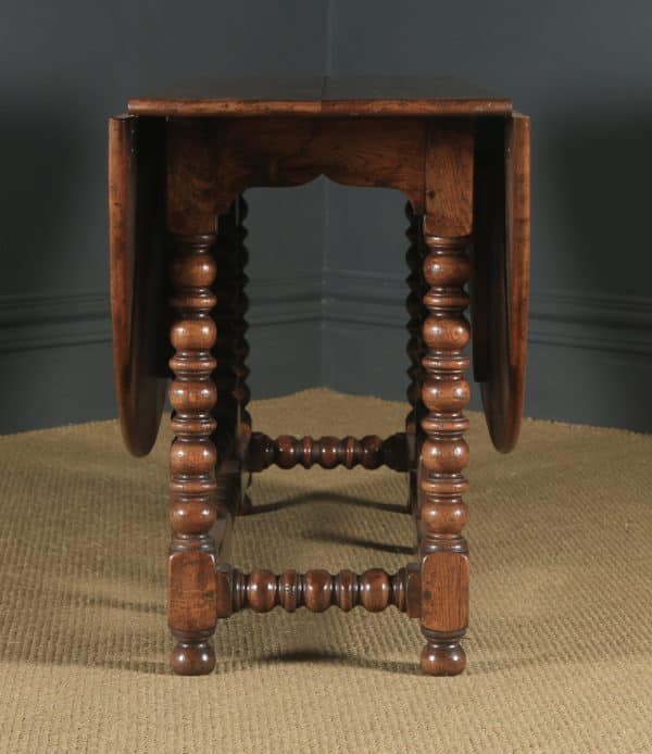 English 17th Century William & Mary Style Oak Gate Leg Oval Kitchen Dining Table (Circa 1980) - yolagray.com