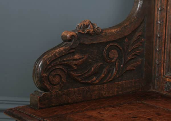 Antique English Victorian Oak Carved Green Man High Back Hall Settle / Monks Bench (Circa 1890) - Photo 11