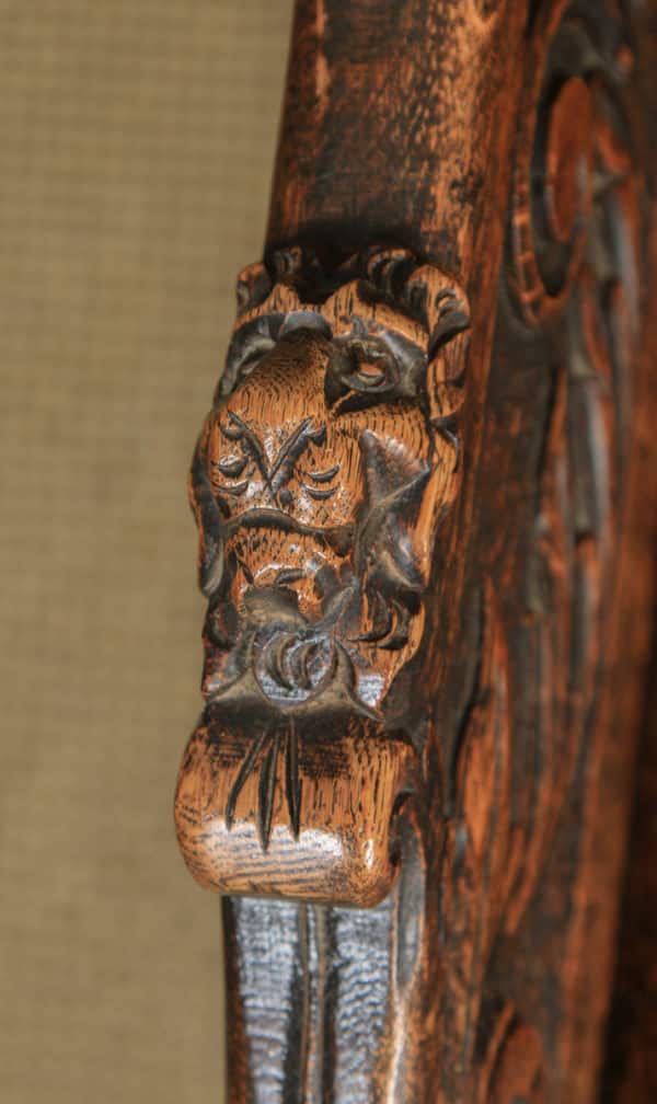 Antique English Victorian Oak Carved Green Man High Back Hall Settle / Monks Bench (Circa 1890) - Photo 12