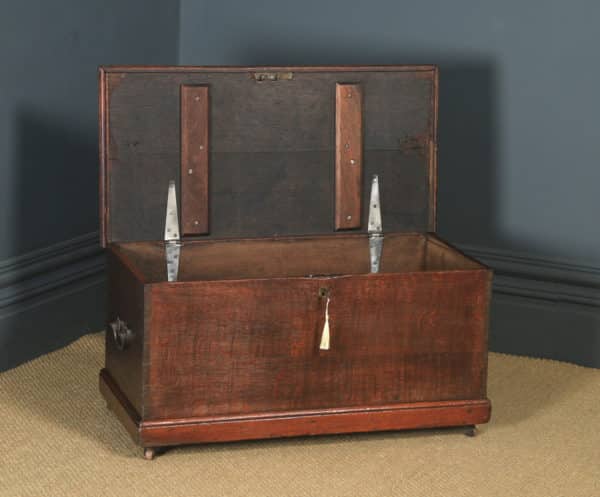 Antique English Georgian Oak Blanket Box / Chest / Trunk / Coffee Table (Circa 1830)
