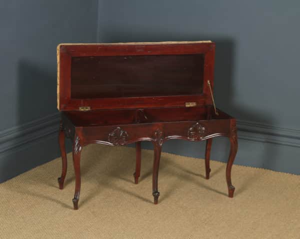 Antique English Victorian Rococo Style Mahogany Duet/ Piano / Music / Stool (Circa 1890)