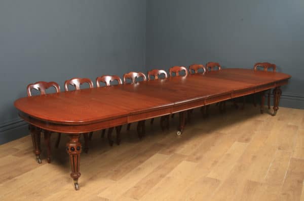 Antique English Victorian 15ft Gillows Pugin Style Extending Oak Dining Boardroom Table Seats 18 People (Circa 1850)