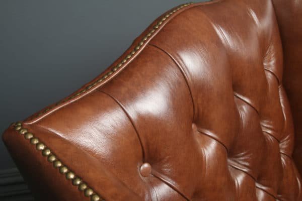 Antique English Georgian Style Brown Leather Mahogany Wing Chair / Armchair (Circa 1920)
