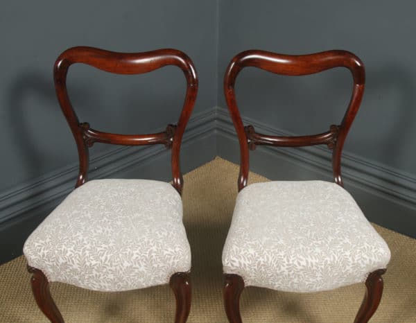 Antique English Victorian Set of Four 4 Rosewood Kidney Back Occasional Salon Dining Chairs (Circa 1860)
