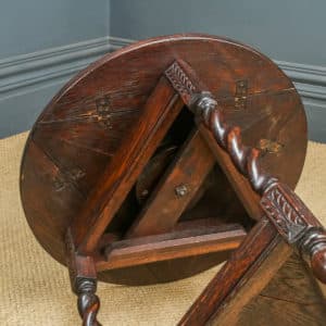 Antique English George V Oak Revolving Round Drop Leaf Tripod Side Lamp Table (Circa 1920)