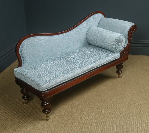 Antique English Victorian Mahogany Upholstered Chaise Longue Settee Sofa Couch (Circa 1850) - Photo 4