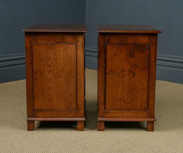 Vintage Pair of English 18th Century Georgian Style Oak Bedsides Tables / Chests / Cabinets / Nightstands with Three Drawers (Circa 1980)