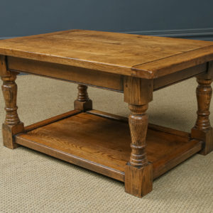 Vintage English 18th Century Style Oak Rectangular Coffee Pot Board Table (Circa 1980)